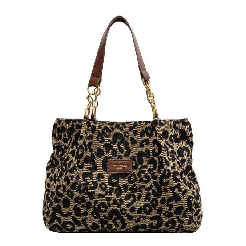 Leopard pattern handbag