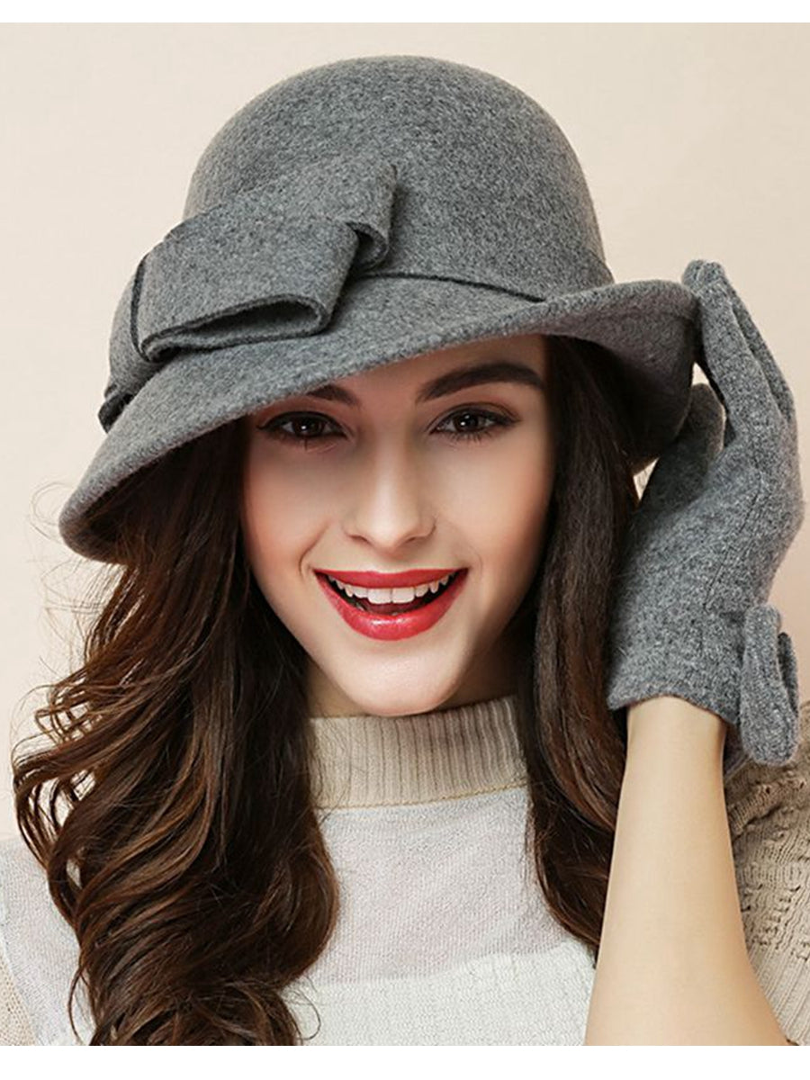 Black Winter Hat: Ladies Bowknot