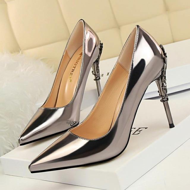 Pointed Pumps