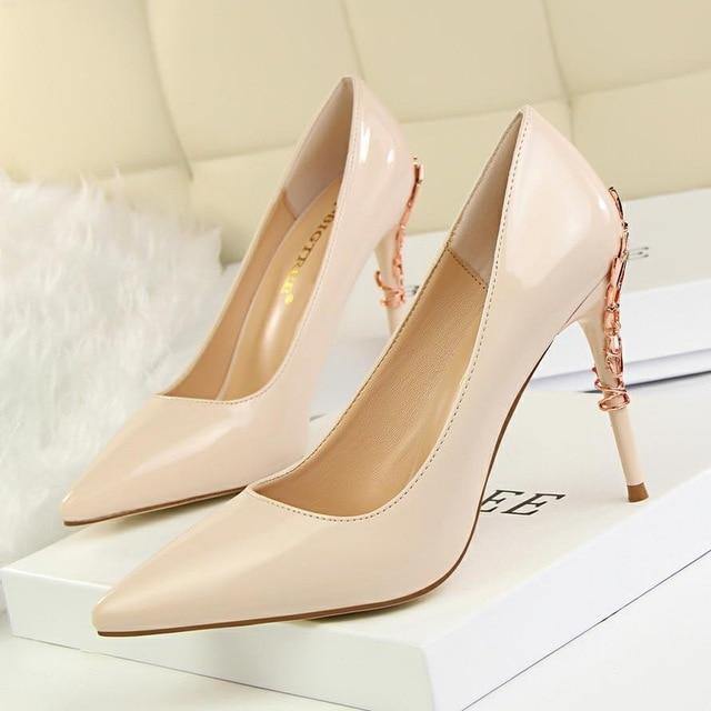 Pointed Pumps