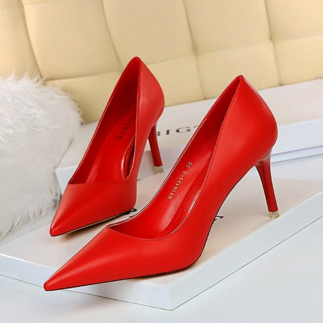 Pink Pumps: Wedding shoes