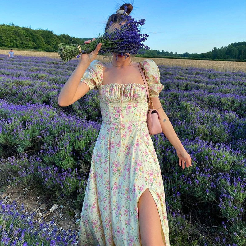 Floral print dress with sleeves