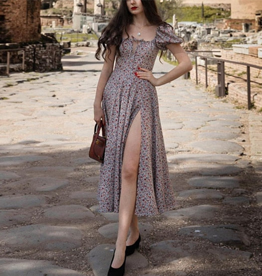 Floral print dress with sleeves