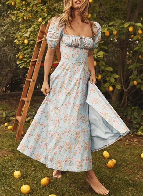 Floral print dress with sleeves