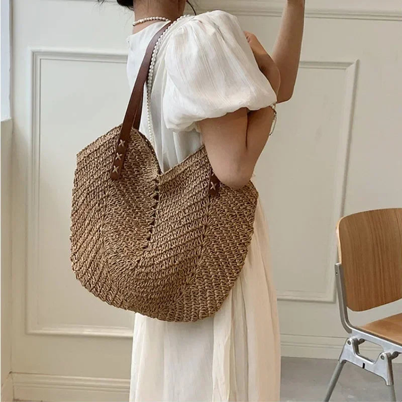 Woven straw tote bag