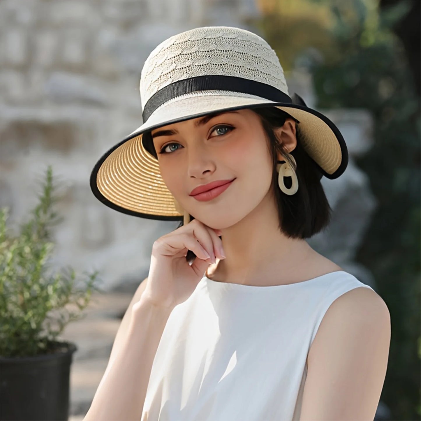 Elegant Women's Straw Sun Hat