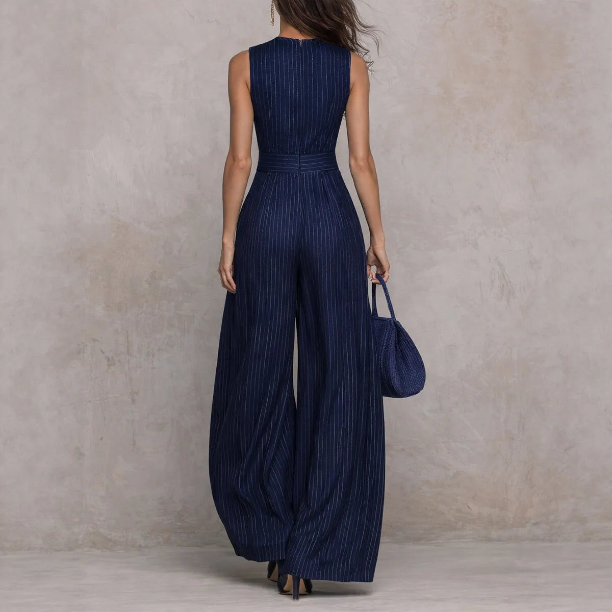 Wide leg sleeveless pocket jumpsuit