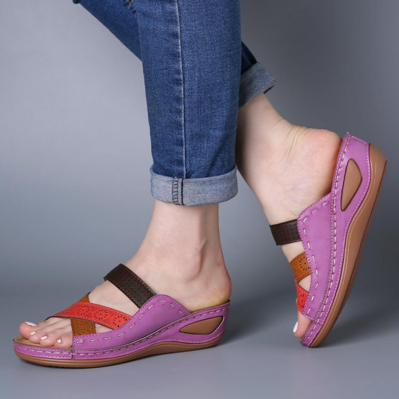 Multicolor strappy summer sandals

