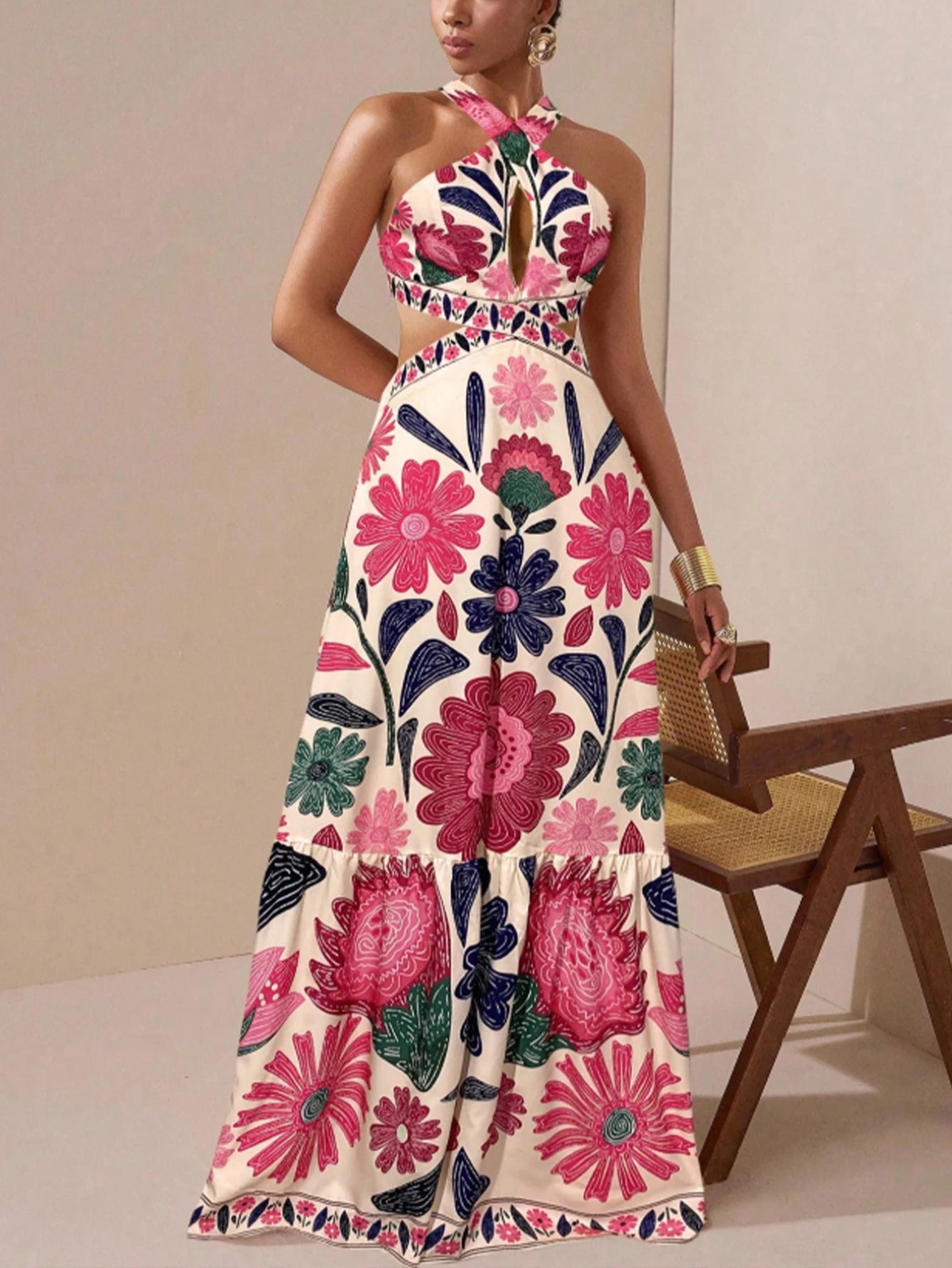 Sleeveless floral maxi dress