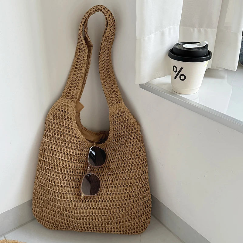 Rattan straw shoulder bag