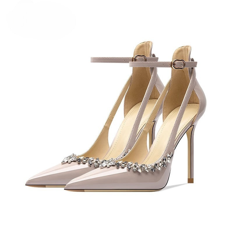 Crystal trim pointed pumps