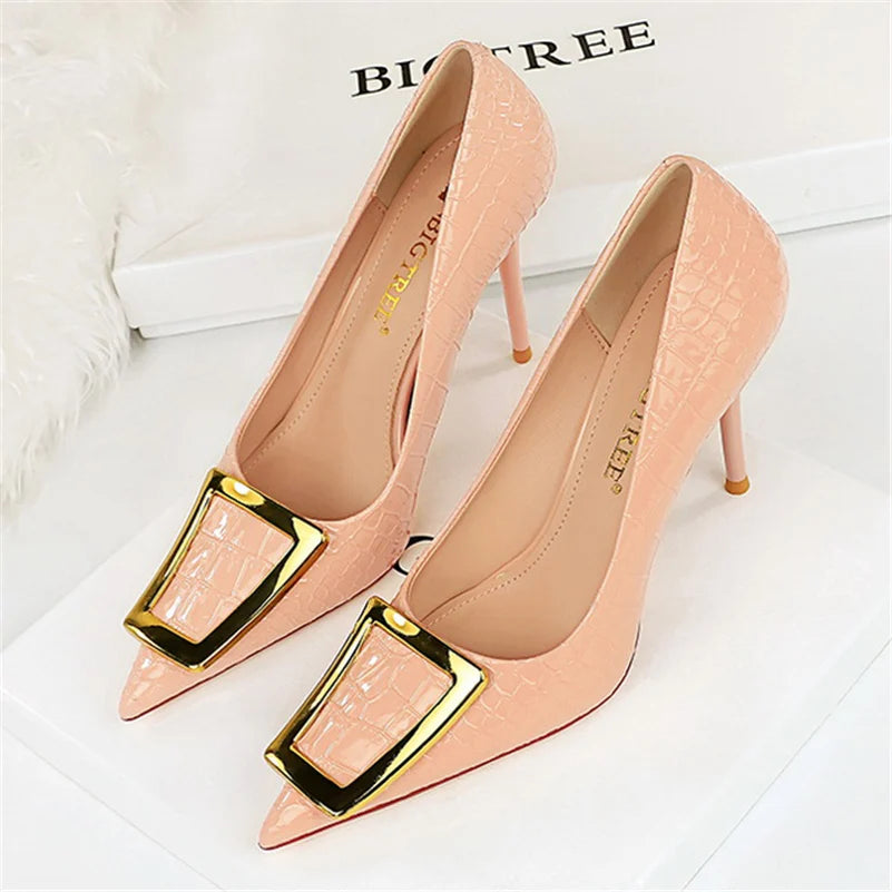 10cm Pointed Toe High Heel Pumps with Metal Buckle