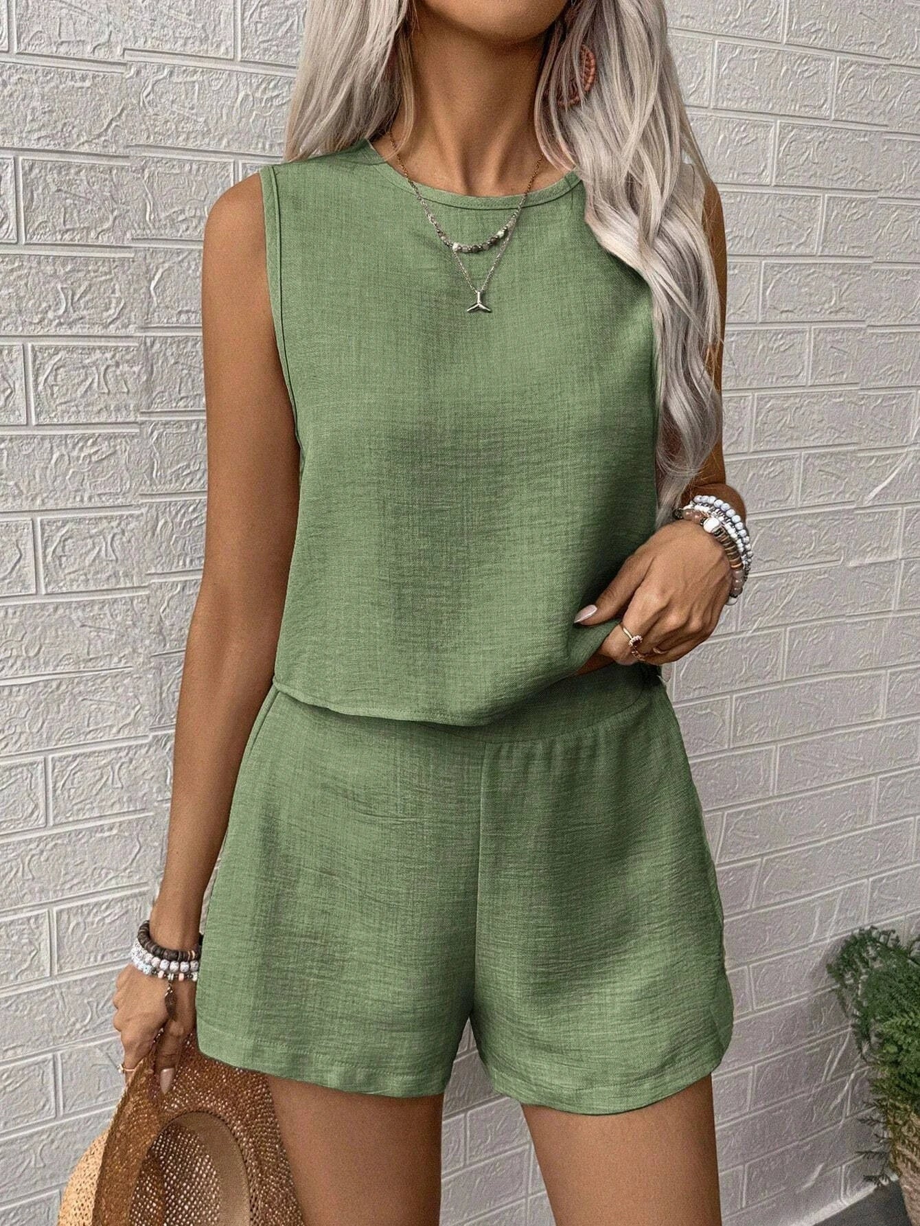 Round Neck Shorts Set: Casual Two Piece Shorts Set