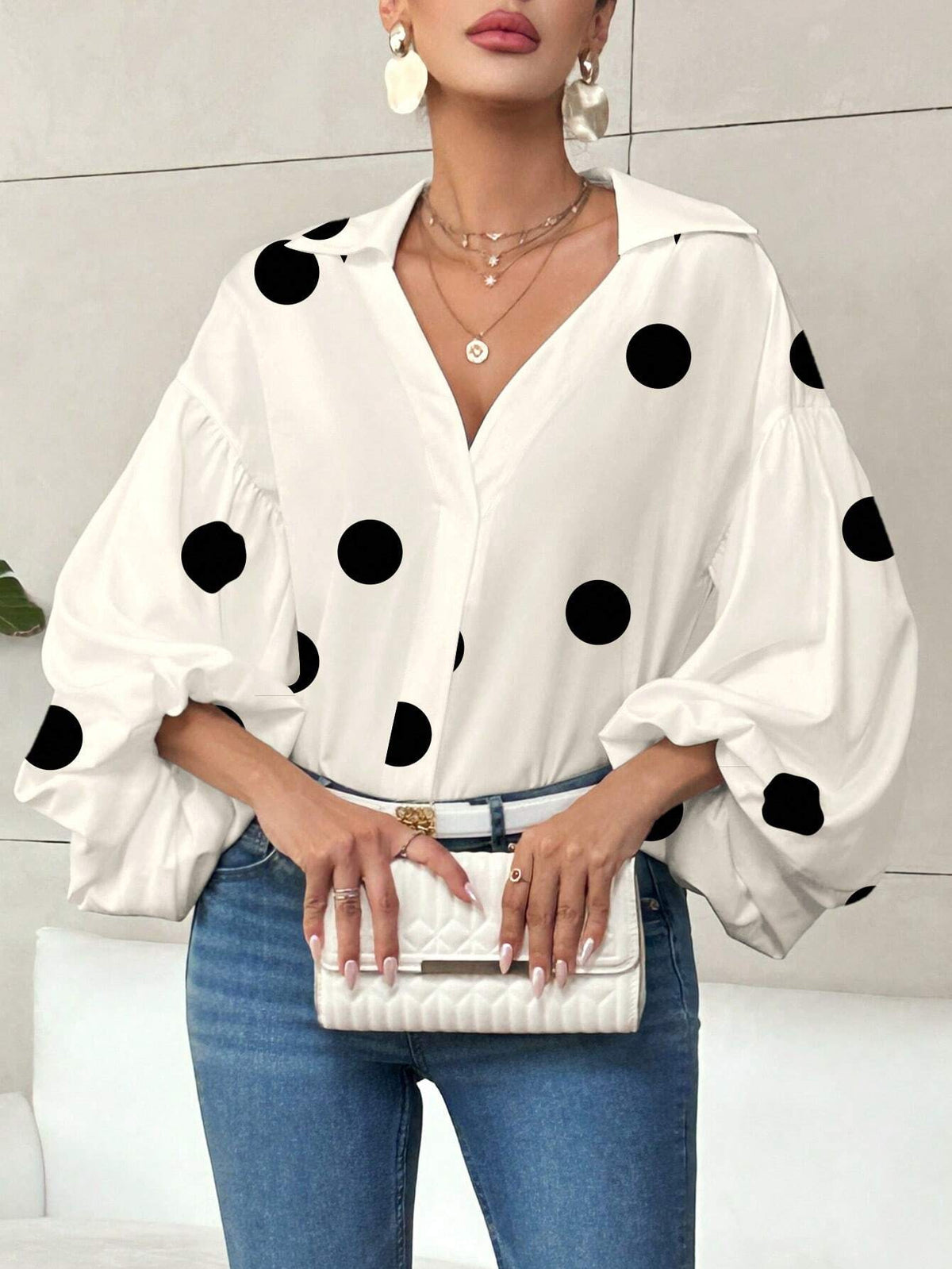 White balloon sleeve blouse