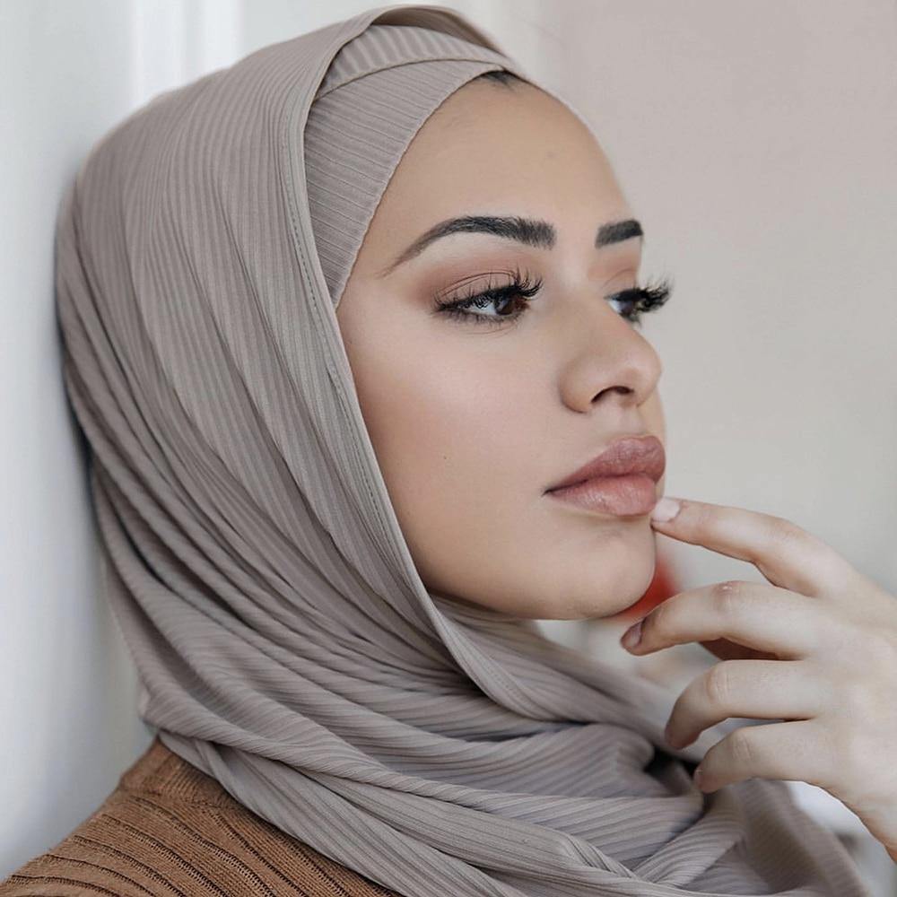 Hijab scarf