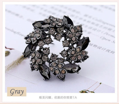 Morkopela Big Flower Crystal Brooch For Women Fashion Brooch Pin Bouquet Rhinestone Brooches And Pins Scarf Clip Jewelry